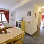 Au Vieux Grenier Lägenhetshotell Cogne