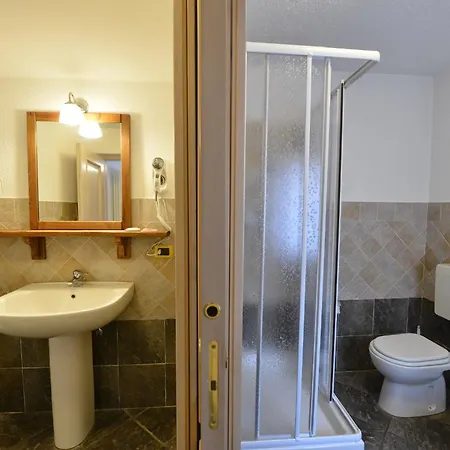 Hotel apartamentowy Au Vieux Grenier