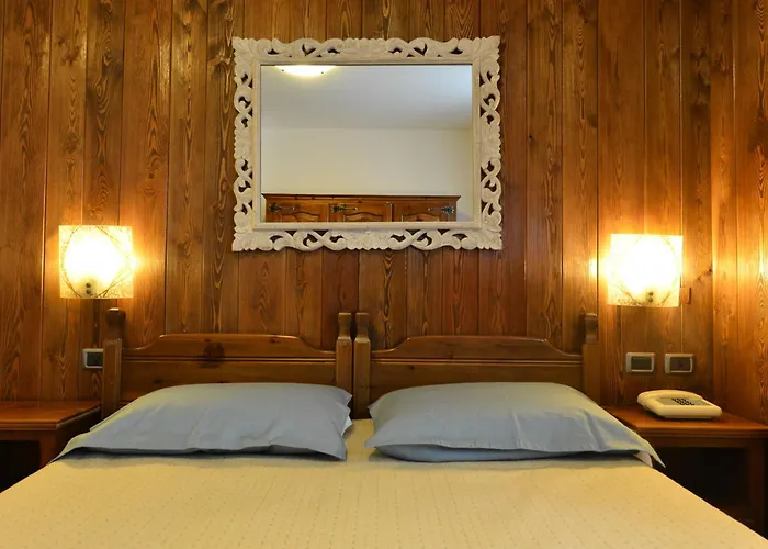 Au Vieux Grenier Aparthotel Cogne